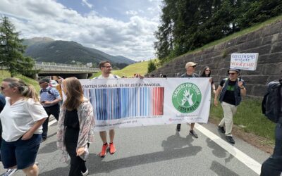 TFF bei der Demo auf der Brennerautobahn