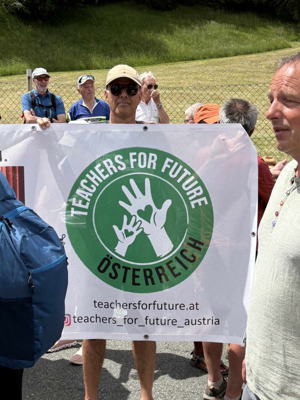 Großes TFF Logo am Banner bei der Brenner Demo 2026